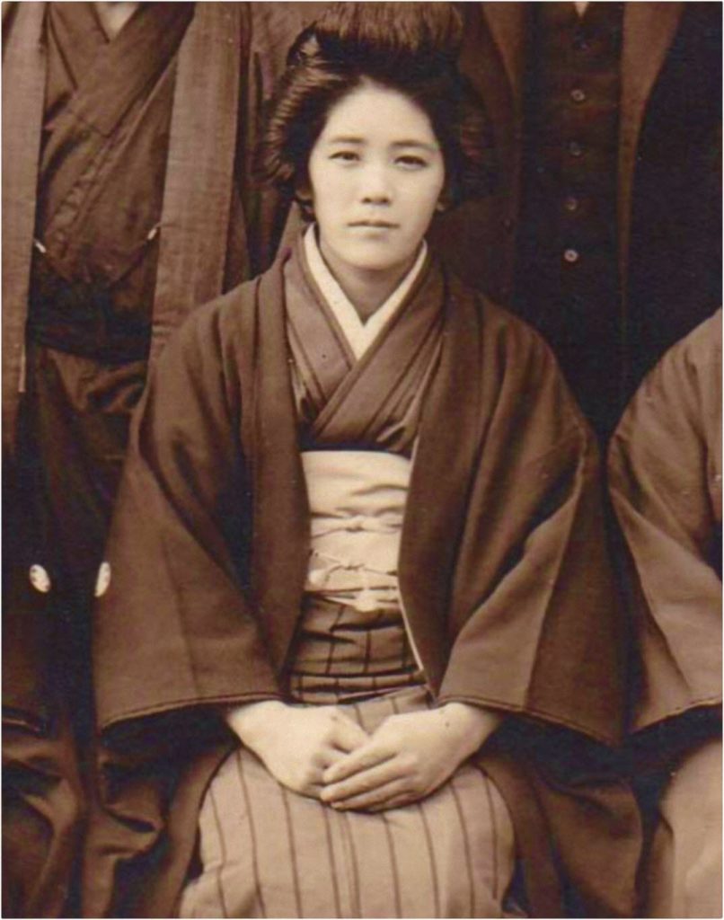 Fotografía histórica de Kane Tanaka en su juventud.